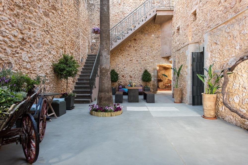Domus Renier Boutique Hotel (Adults Only) Ханья Экстерьер фото